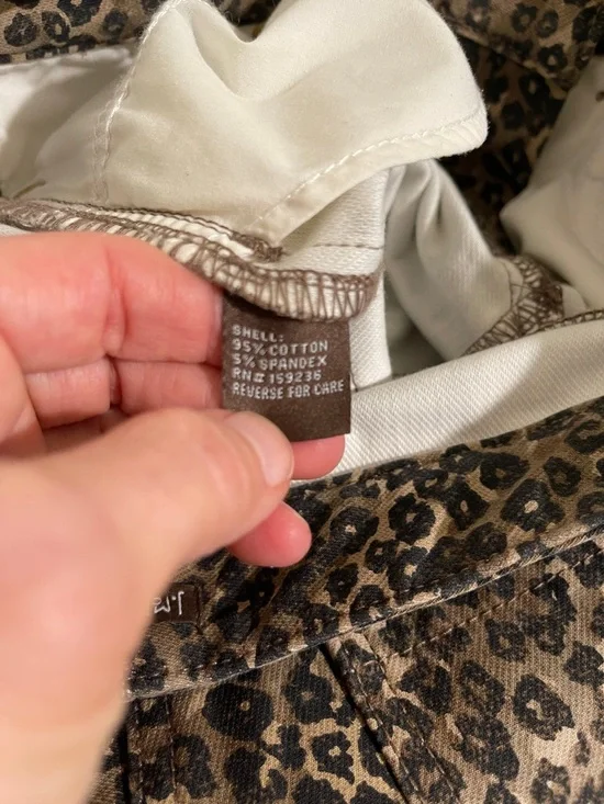 J. McLaughlin Leopard-Print Slim Pants in Brown and Black - Picture 4 of 5